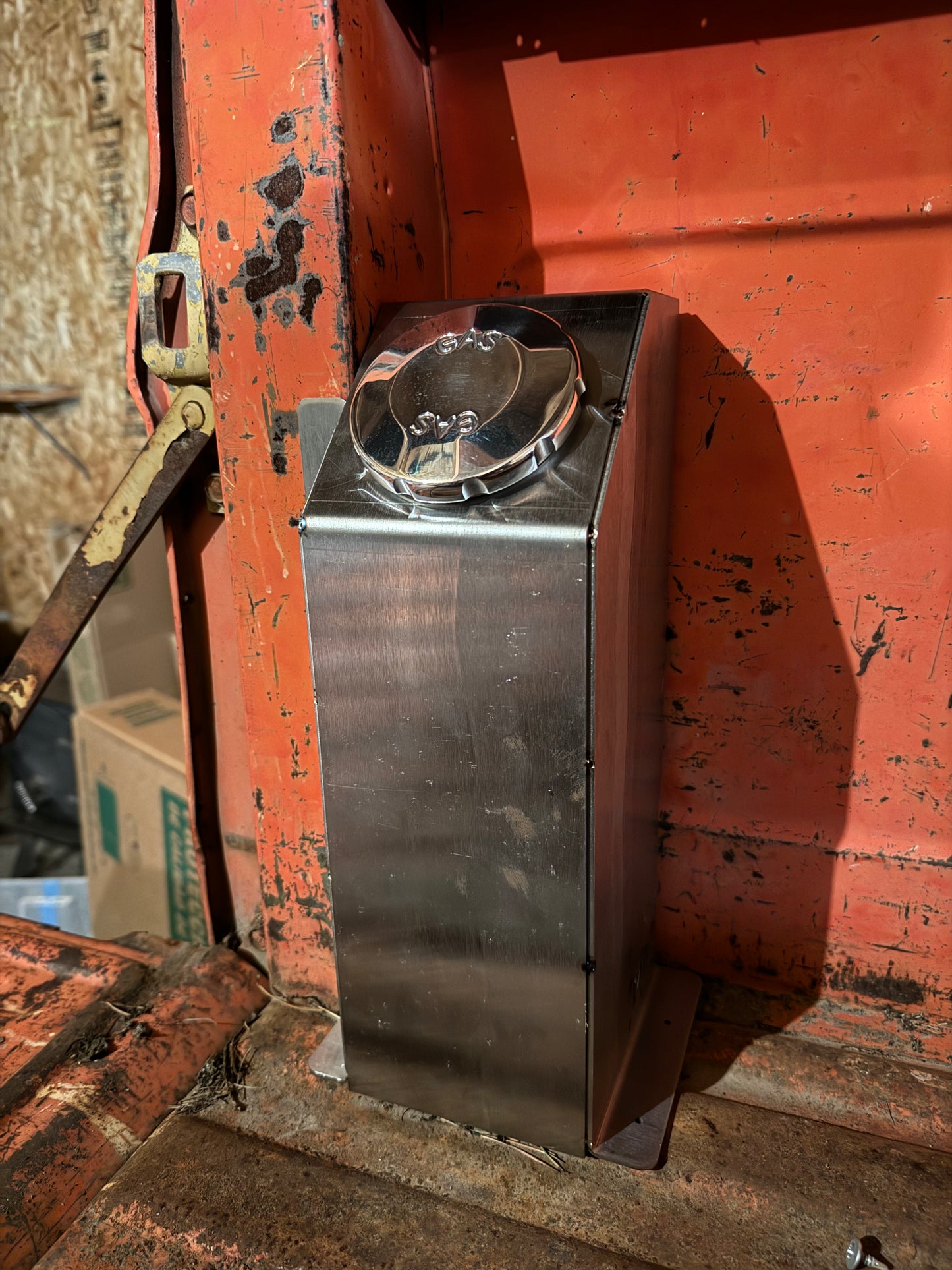 In-Bed Fuel Fill - C10 (67-72)