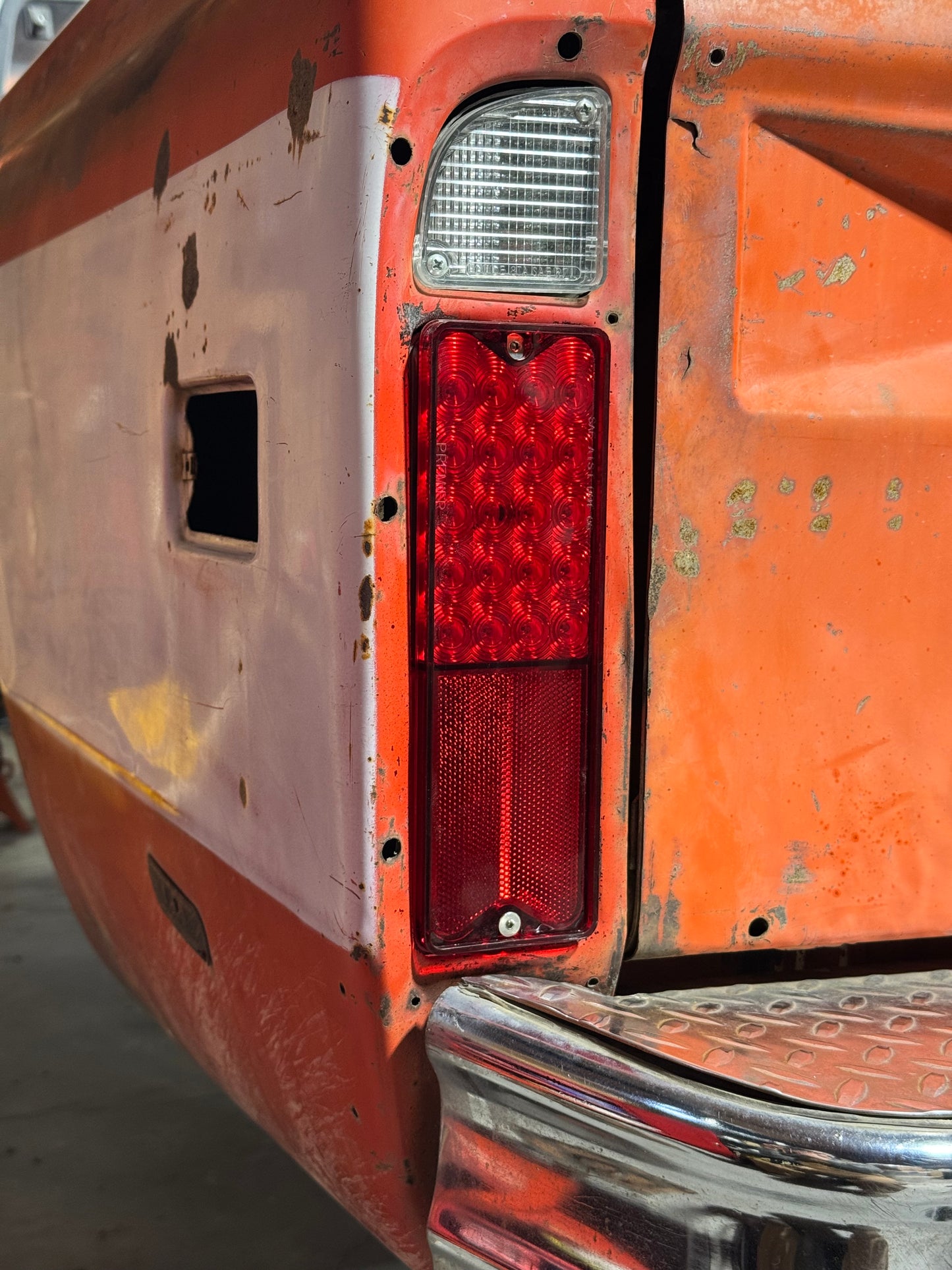 Afterburner : 67-72 GM Taillight Filler